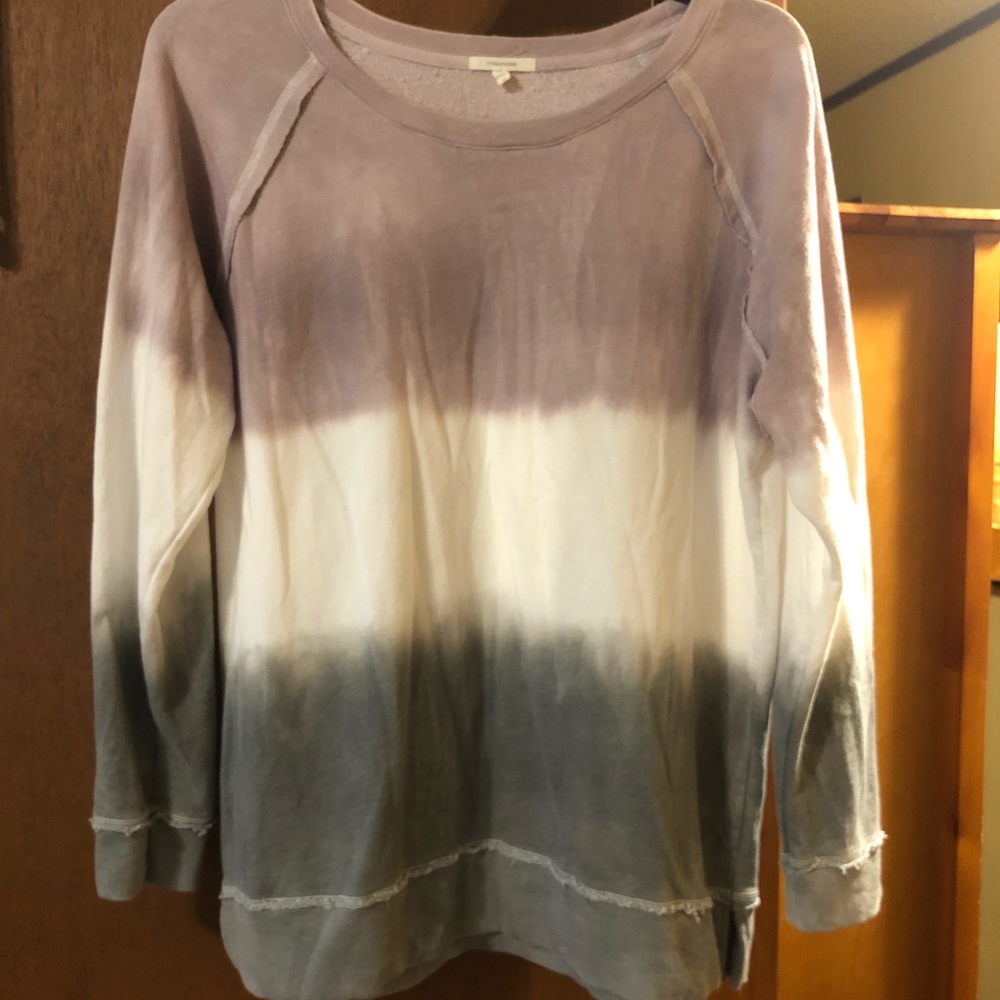 Ombré long sleeve shirt